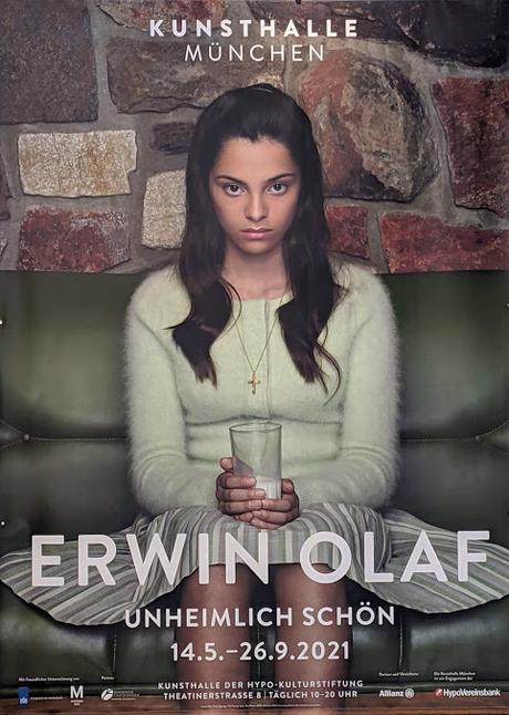 Neue Ausstellung — Nouvelle exposition — ERWIN OLAF — Hypo-Kunsthalle München