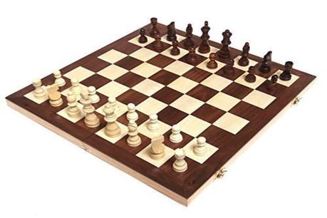 les bois de larmurerie sont-ils importants dans la fabrication des jeux d'échecs ,