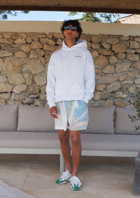 Hologram drop sa nouvelle capsule “Summer Calling”