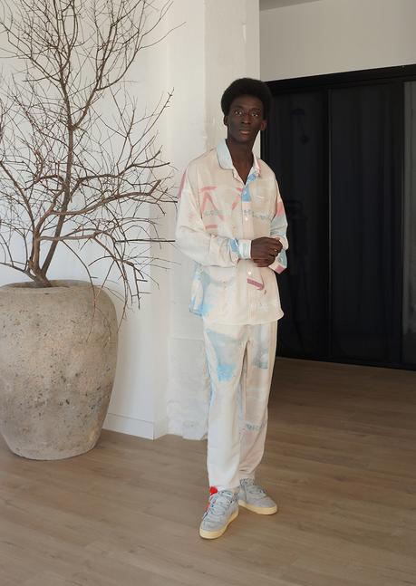 Hologram drop sa nouvelle capsule “Summer Calling”