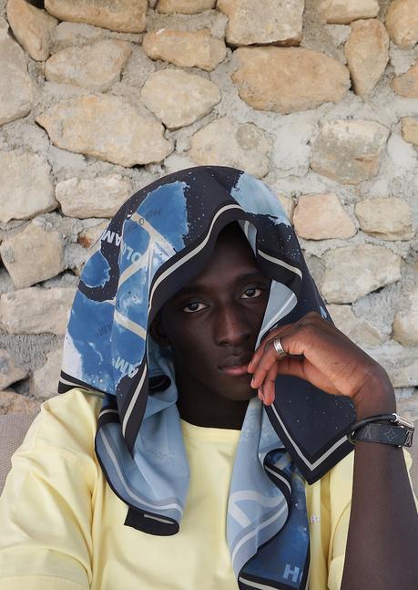 Hologram drop sa nouvelle capsule “Summer Calling”