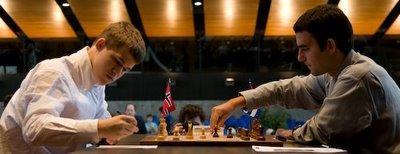Magnus Carlsen contre Leinier Dominguez (ronde 5)