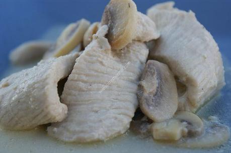 recette du jour: Escalope de dinde à la crème et aux champignons  au thermomix de Vorwerk