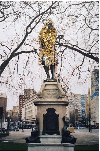 Statues coloniales : une stratégie créative d’intervention