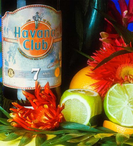Stephane Ashpool réinterprète la bouteille Havana Club 7 ans