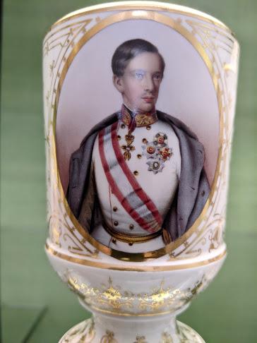 Le couple impérial autrichien au musée de la porcelaine de Nymphenburg