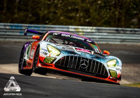 Palace et Mercedes AMG présentent leur collaboration