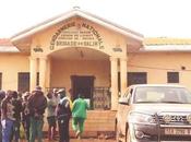 Cameroun Avec arme, gendarme menace viole fillette dans Brigade