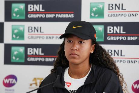 Les Chaînes de Naomi Les Chaînes de Naomi