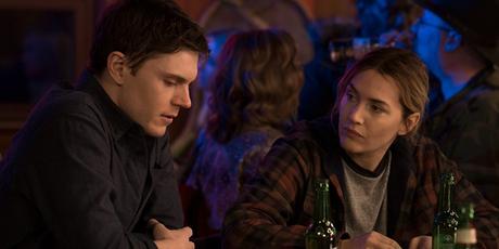 Critique Mare of Easttown saison 1 : un drame magnifique Critique Mare of Easttown saison 1 : un drame magnifique