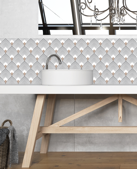 Installer de la crédence pour salle de bain fresque salle de bain motif art deco gris noir beige double vasque