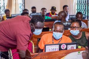 Le Madina Job Center travaille à doter les jeunes de compétences en technologies de l'information