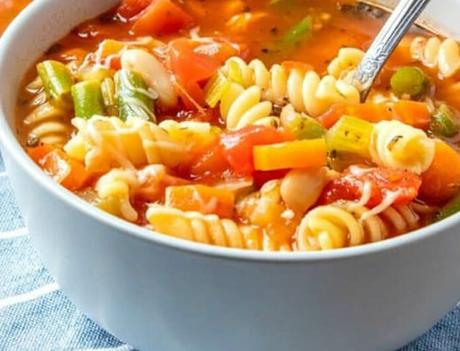 Soupe minestrone facile