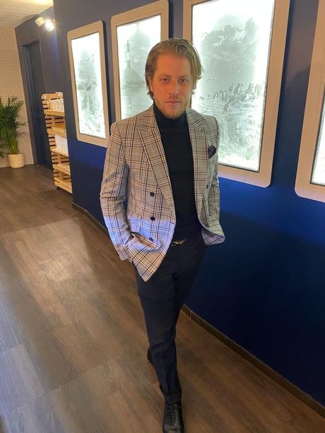 a08e2a19-af00-4a24-83b1-5fec8387ed2c