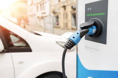 Partir en vacances en voiture électrique : nos conseils Partir en vacances en voiture électrique : nos conseils