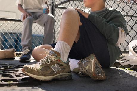 La Bodega x New Balance 990v3 tient sa date de sortie