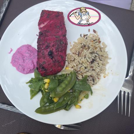 L’incroyable saumon mariné à la betterave et aux épices L’incroyable saumon mariné à la betterave et aux épices