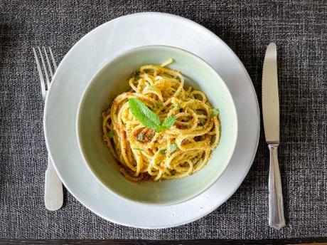 Euh, t’es sûr ? – Linguine à la menthe et au citron Euh, t’es sûr ? – Linguine à la menthe et au citron