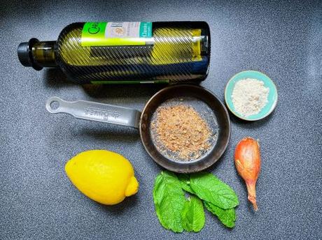 Euh, t’es sûr ? – Linguine à la menthe et au citron Euh, t’es sûr ? – Linguine à la menthe et au citron