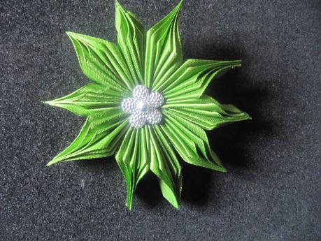 Mes ouvrages - quelques fleurs en ruban