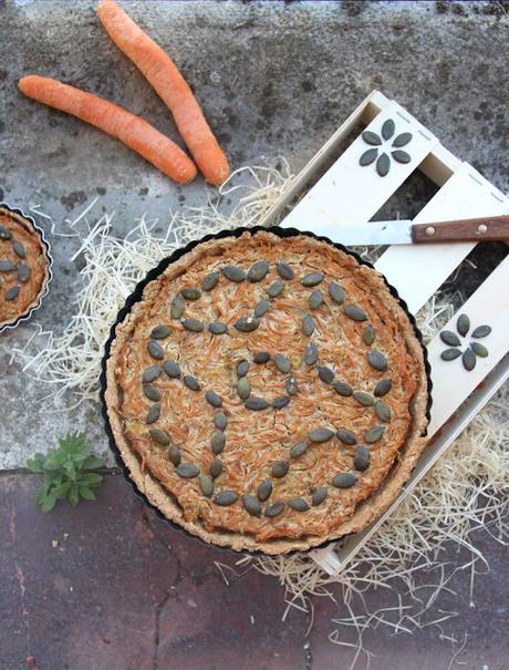 Cuillère et saladier : Quiche carotte-tofu fumé vegan