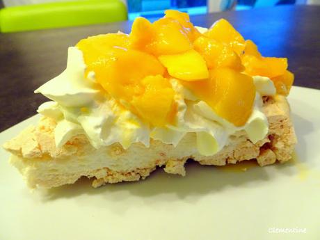 Pavlova à la mangue et/ou fruit de la passion Pavlova à la mangue et/ou fruit de la passion