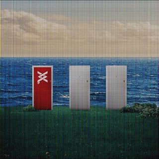 FLASH : THE LIARS CLUB / DEAP VALLY / PLANET CASE