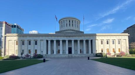 Ohio House modifie le nom, l’image et le projet de loi sur les portraits pour inclure l’interdiction des sports transgenres