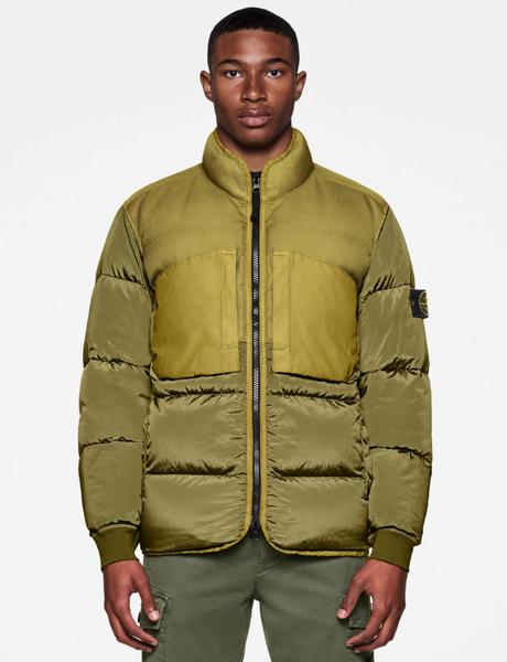 Stone Island partage les images de sa collection FW21/22