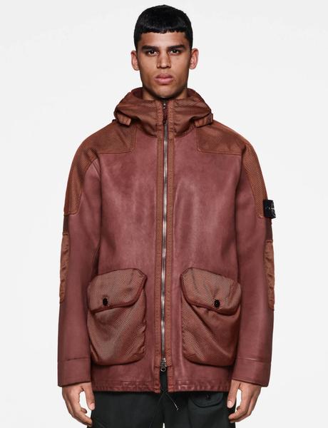 Stone Island partage les images de sa collection FW21/22