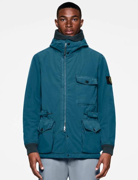 Stone Island partage les images de sa collection FW21/22