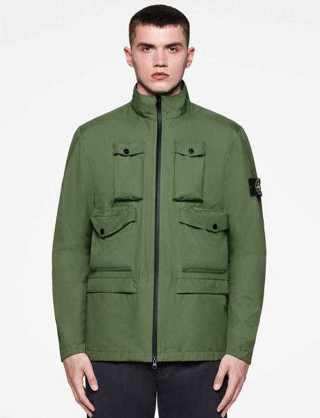 Stone Island partage les images de sa collection FW21/22