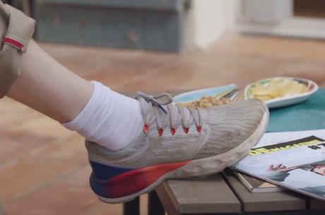 DEMAIN NOUS APPARTIENT : les baskets de l’assassin de Clémentine dans l’épisode 959