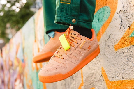 adidas et Vic Lloyd célèbrent les travailleurs de Chicago