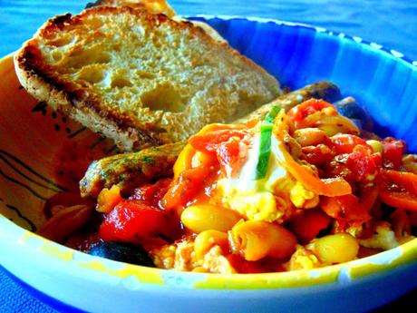Shakshuka avec oeuf végétal Shakshuka avec oeuf végétal