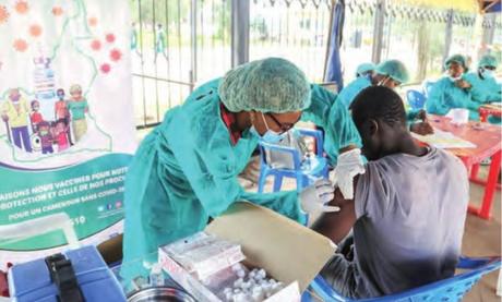 Covid-19 : Le Cameroun se donne cinq jours pour écouler 463 533 doses de vaccin