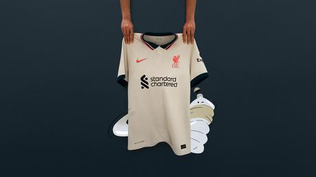 Ce jersey de Liverpool est un hommage à l’histoire du club