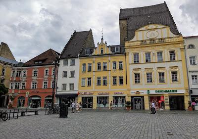 Straubing — 40 Bilder / 40 photos