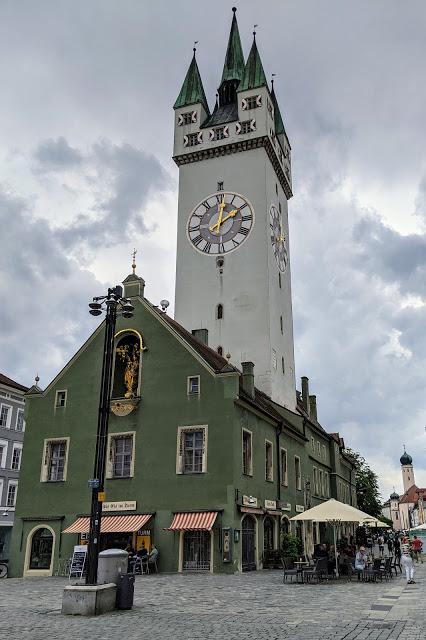 Straubing — 40 Bilder / 40 photos