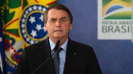 Brésil : Le président Jair Bolsonaro accusé de corruption