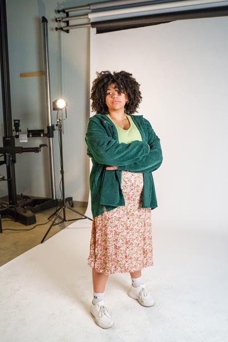 Belonging propose une exposition de portraits au centre-ville de SLO, des vitrines musicales et multimédias organisées pour les entreprises participantes et un événement de narration le 1er août | Arts | San Luis Obispo SAMANTHA SMITH Samantha pense que « l'éducation est la chose la plus puissante qu'un enfant puisse avoir », ce qui l'a inspirée à organiser une marche pour les enfants Black Lives Matter. - PHOTO AVEC L'AUTORISATION DE STEPHEN HERALDO/COMMUNITY ROOTS PROJECT