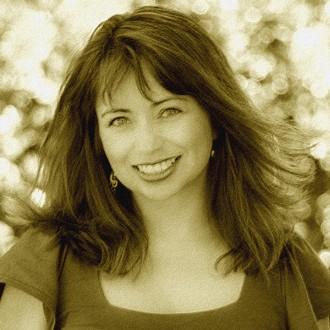 Les Mésaventures des sœurs Wird, Tome 3 :Maudite par la destinée  de    Cecy Robson