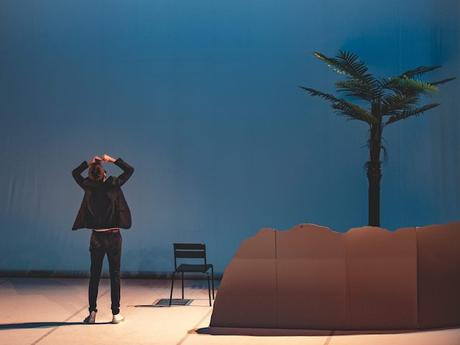 Avignon 2021 – L’île : un OVNI jubilatoire !