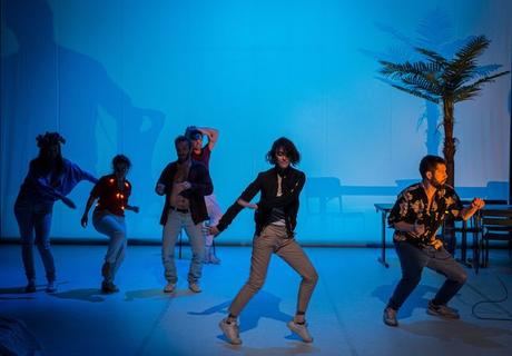 Avignon 2021 – L’île : un OVNI jubilatoire !