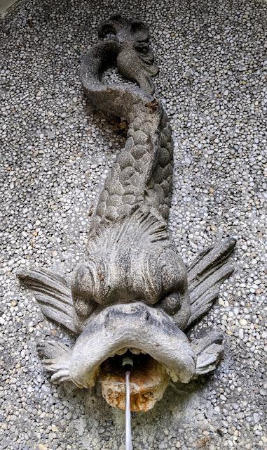 Dörfchen im Schlosspark Nymphenburg — 13 Bilder — Le petit village dans le parc du château de Nymphenburg en 13 photos