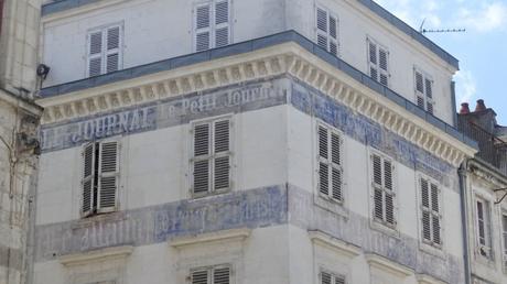 Tous les quotidiens dans le même immeuble