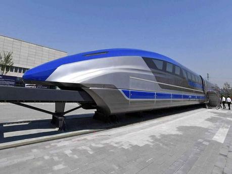 La Chine : Le premier train à sustentation magnétique à grande vitesse (600 km/h)
