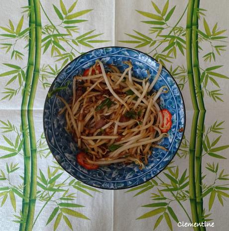 Tumis Taugé -  Pousses de haricots mungo au wok