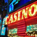 Entrer dans un casino et s'amuser