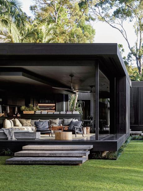 longère moderne Australie maison noire villa architecture